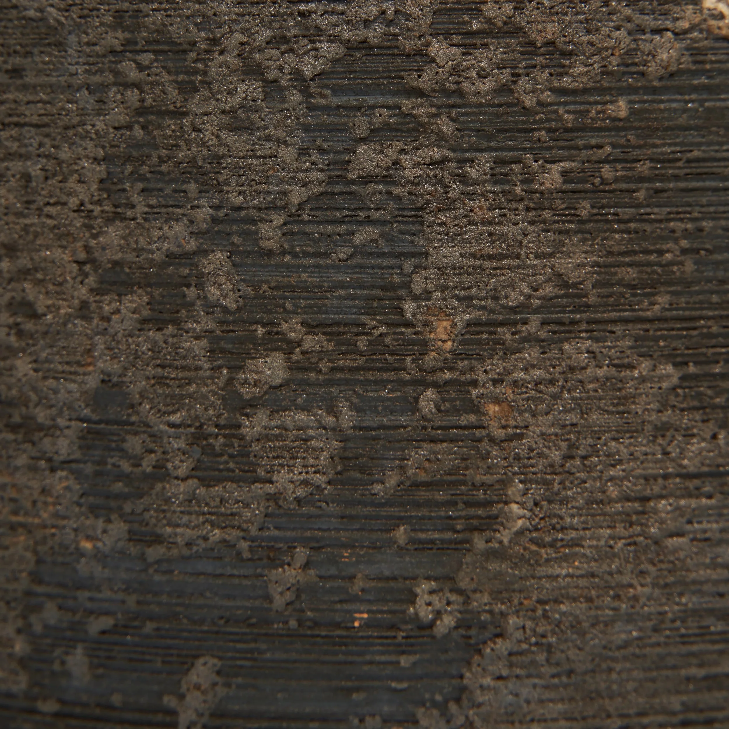 Black Rustic Pot - Image 4