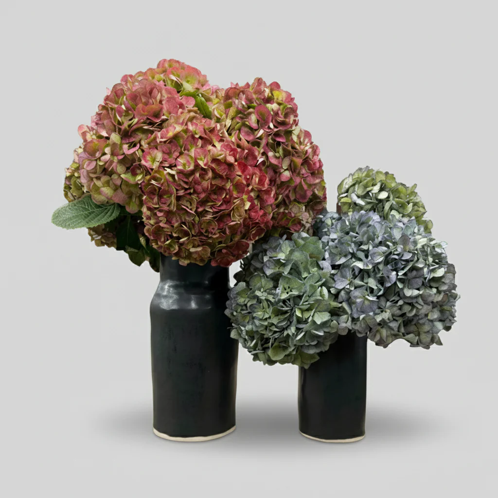 MW. Ceramics Black Vase - Image 3