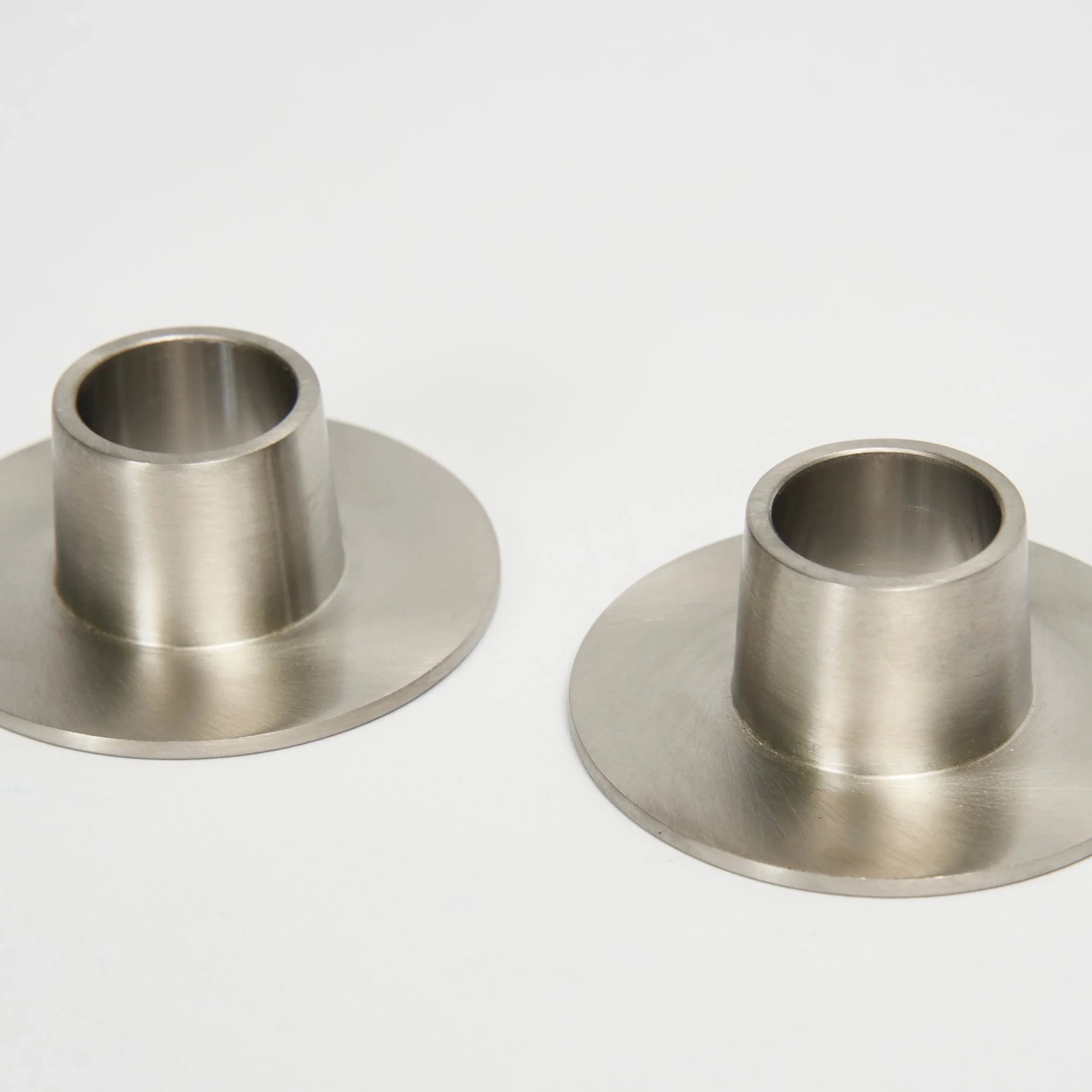 Candle Holders in Silver (Set of 2) - Image 2