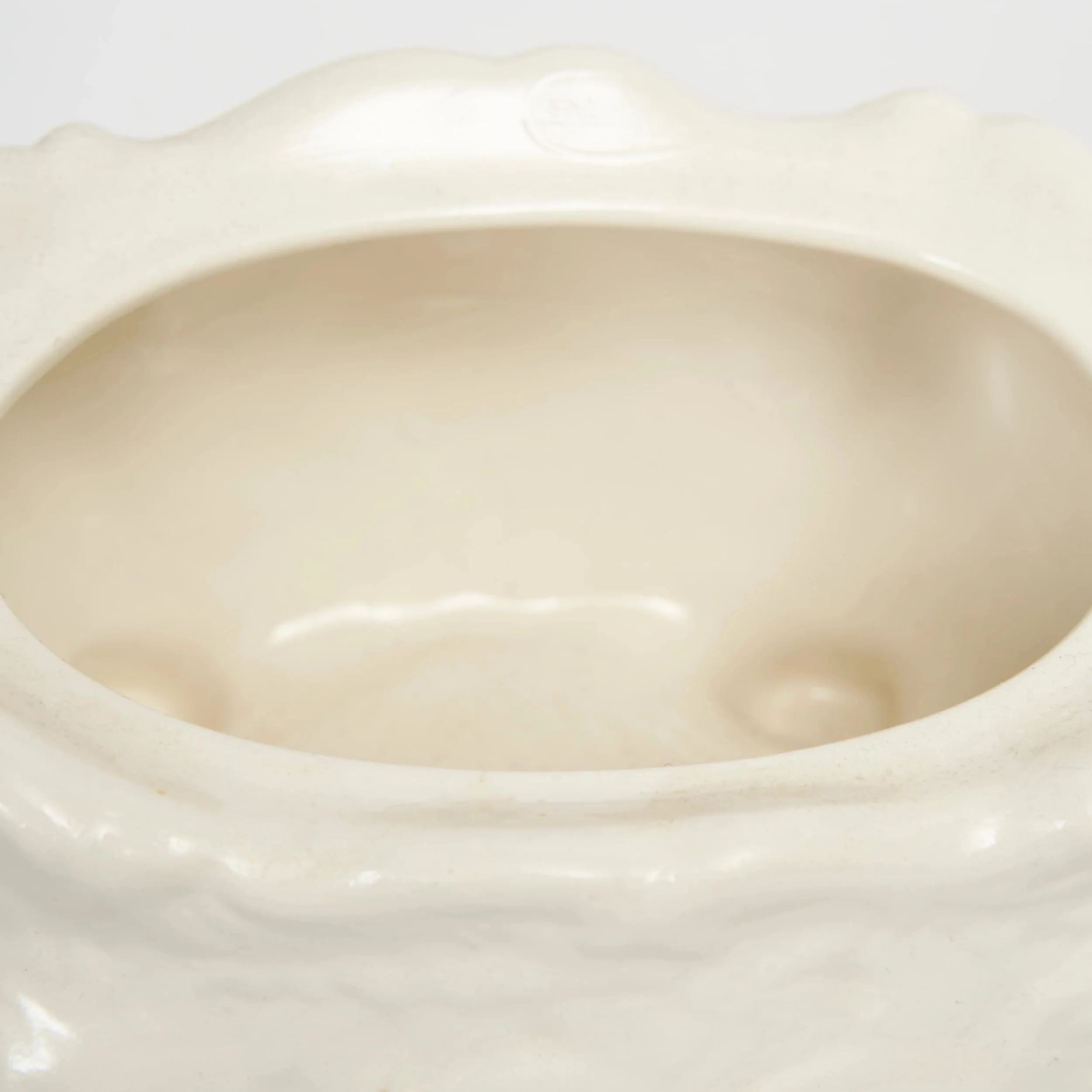 White Patterned Boat Bowl - Image 3
