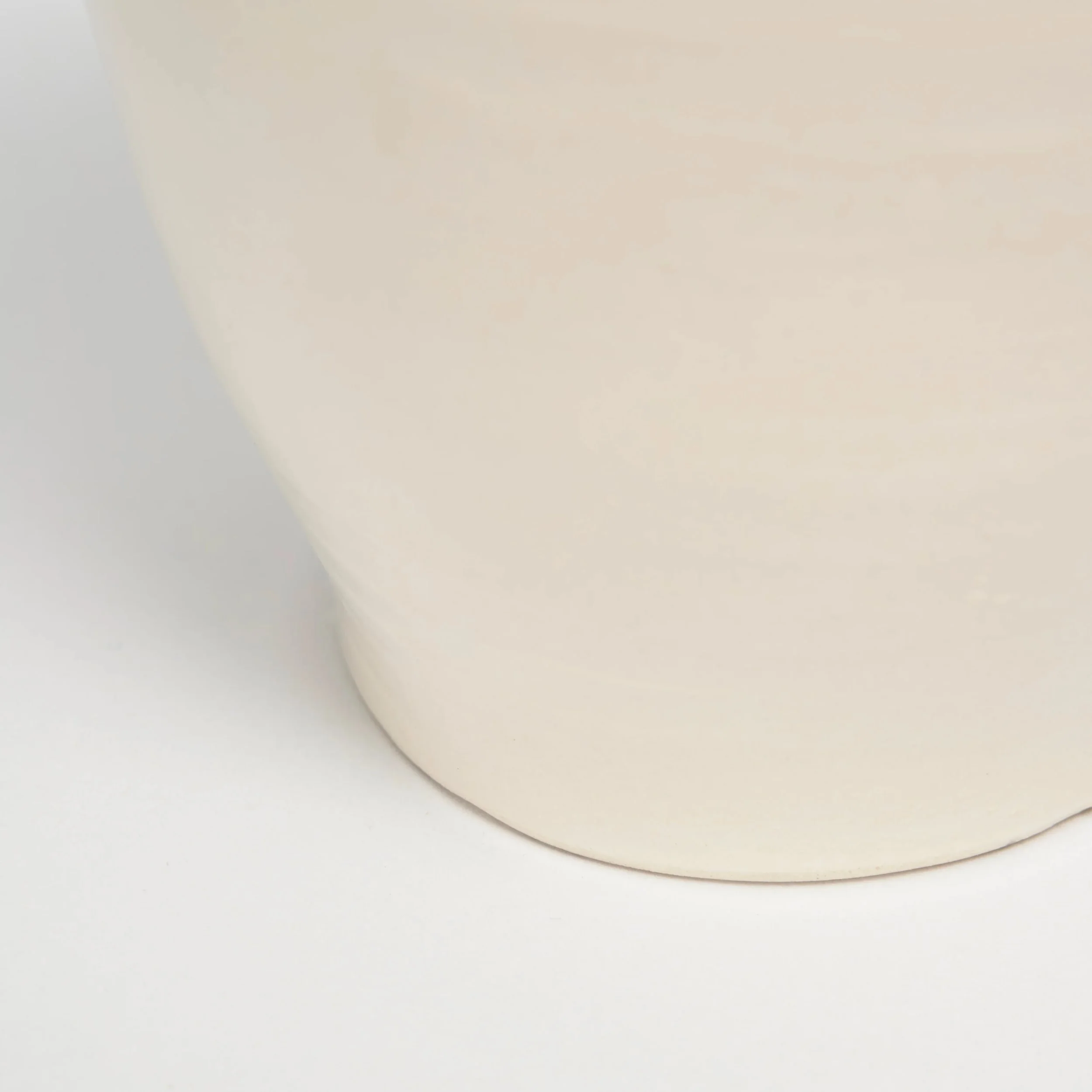 White Small Pot - Image 3